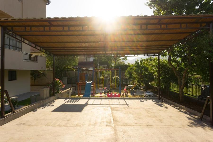Apartments Ena เทรบินเย ภายนอก รูปภาพ