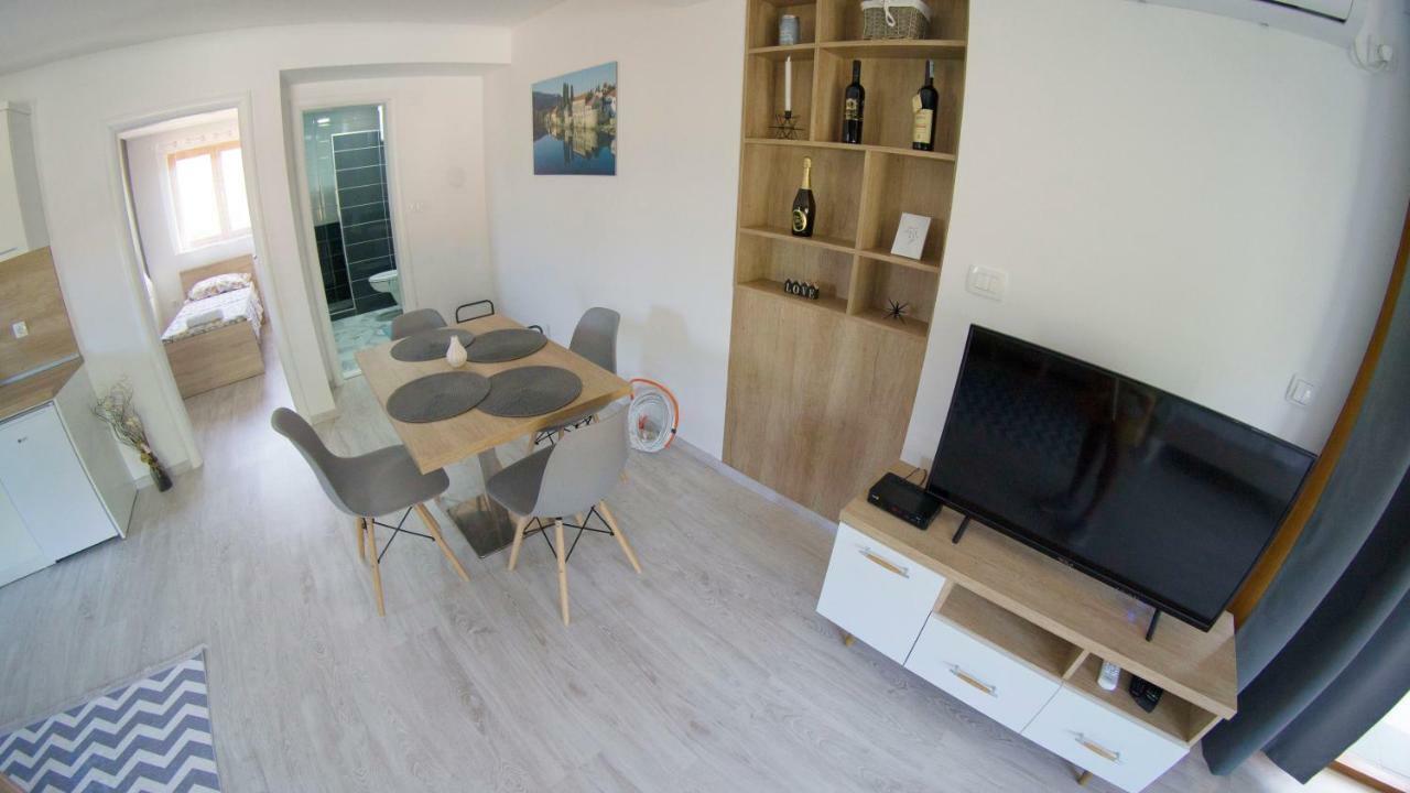 Apartments Ena เทรบินเย ภายนอก รูปภาพ
