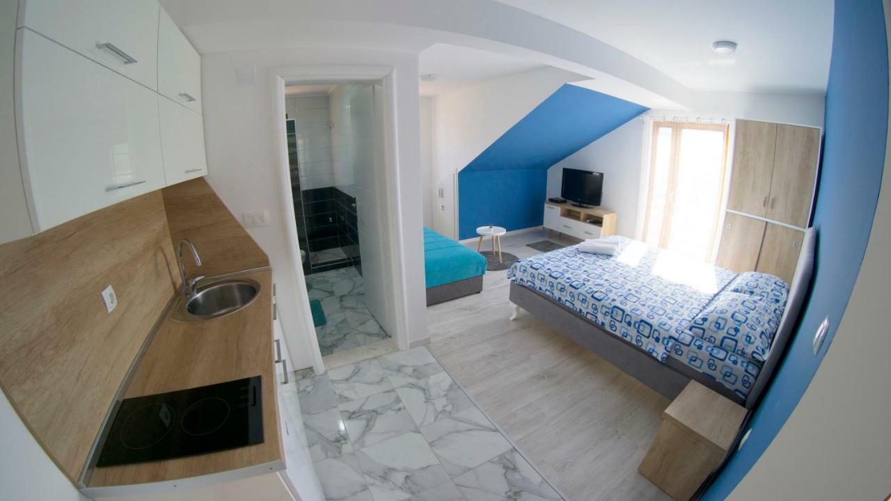 Apartments Ena เทรบินเย ภายนอก รูปภาพ